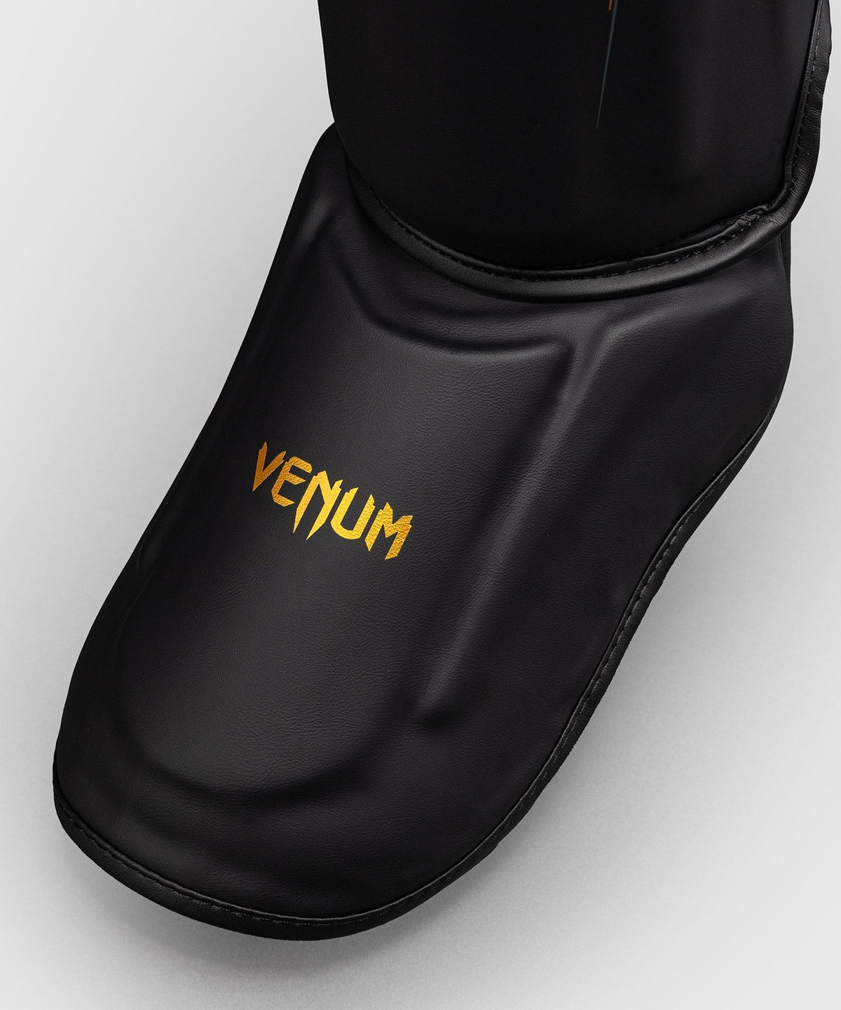 Venum Schienbeinschoner Streamline - Schwarz/Gold