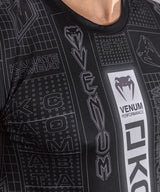 Venum Tank Top Karate Combat – Schwarz/Grau