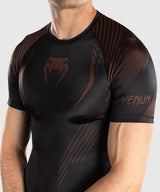 Venum Rashguard No-Gi 6.0 Kurzarm – Schwarz/Braun