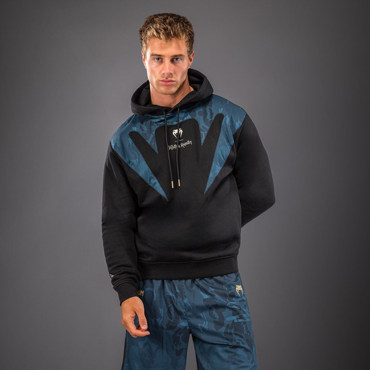 Venum Hoodie x Jujutsu Kaisen Fushiguro - Schwarz/Blau
