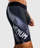 Venum Kompressionsshorts No-Gi 6.0 - Schwarz/Weiß