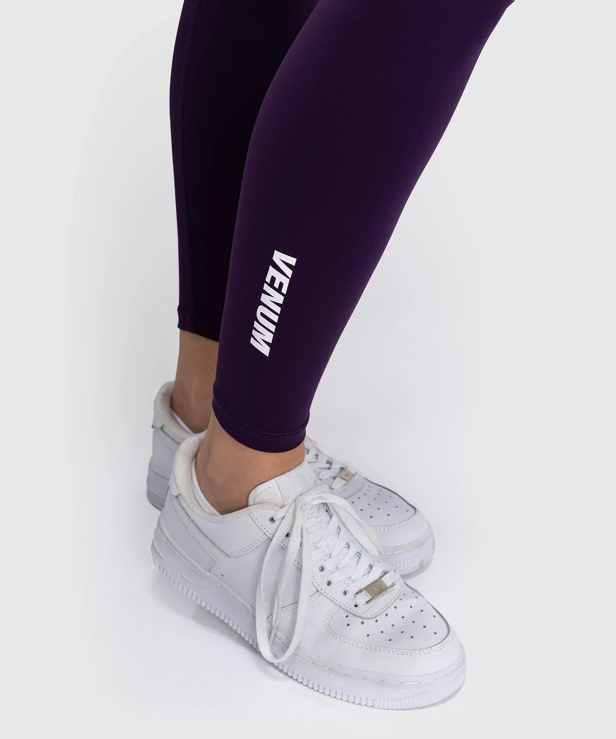 Venum Leggings Essential – Tiefes Lila