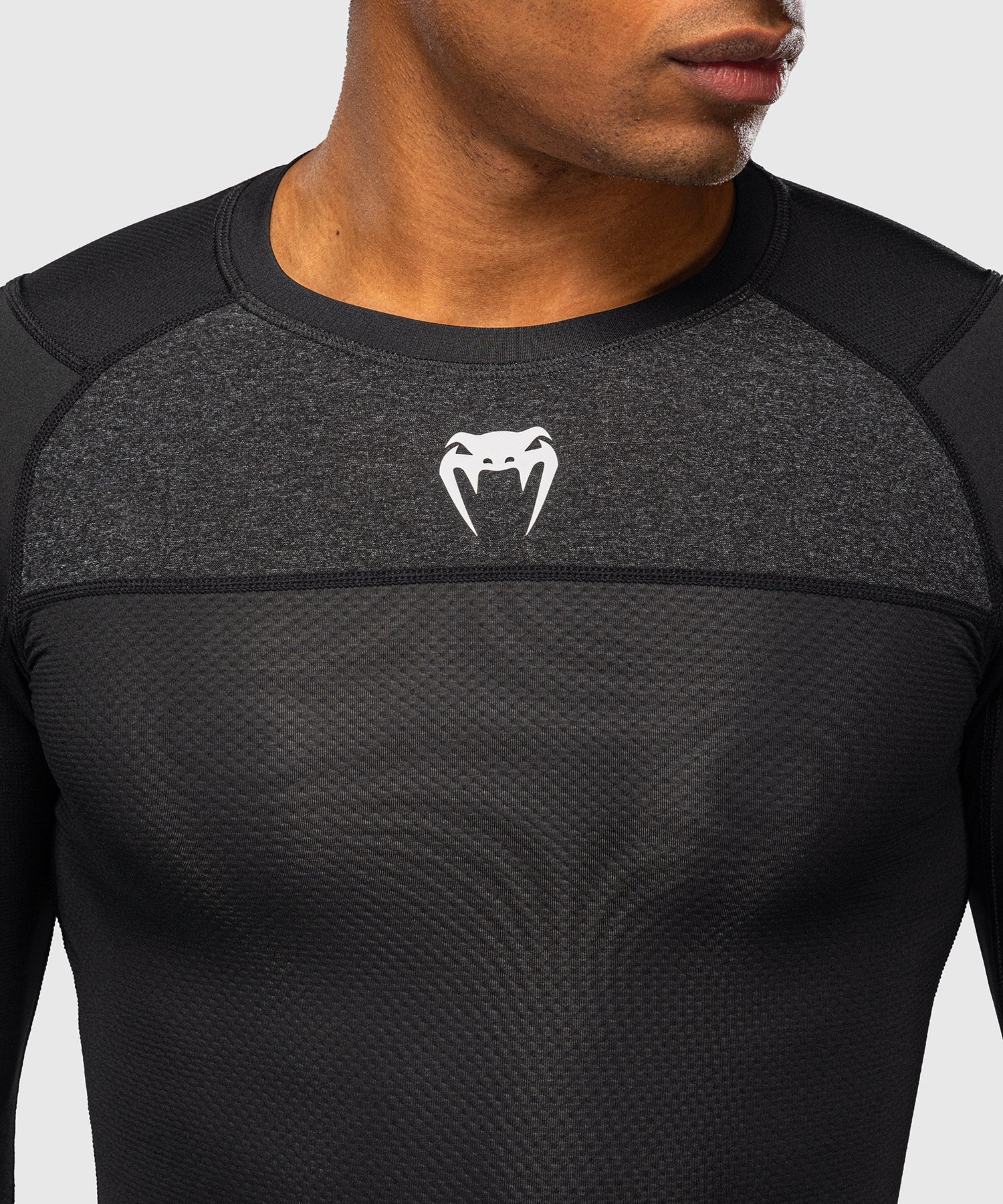Venum Rashguard G-Fit Scale Lange Ärmel - Schwarz