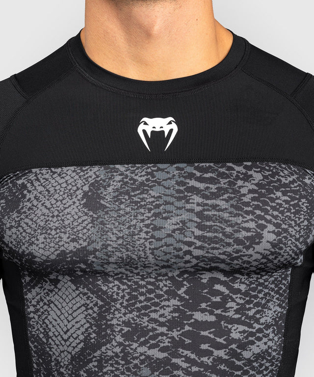 Venum Rashguard Langarm G-Fit Scales – Schwarz/Grau