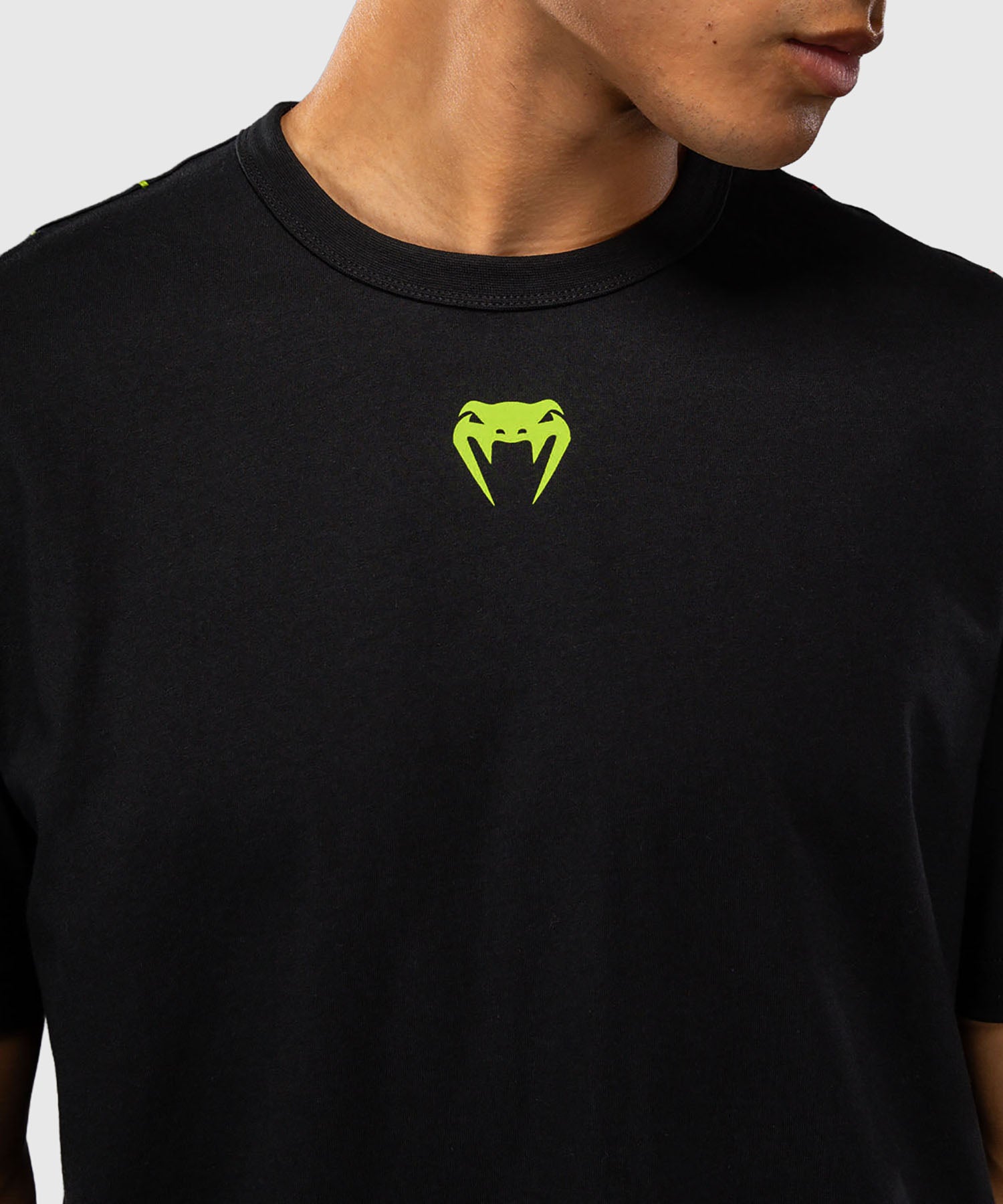 Venum T-Shirt Amazonia Reborn - Schwarz/Grün