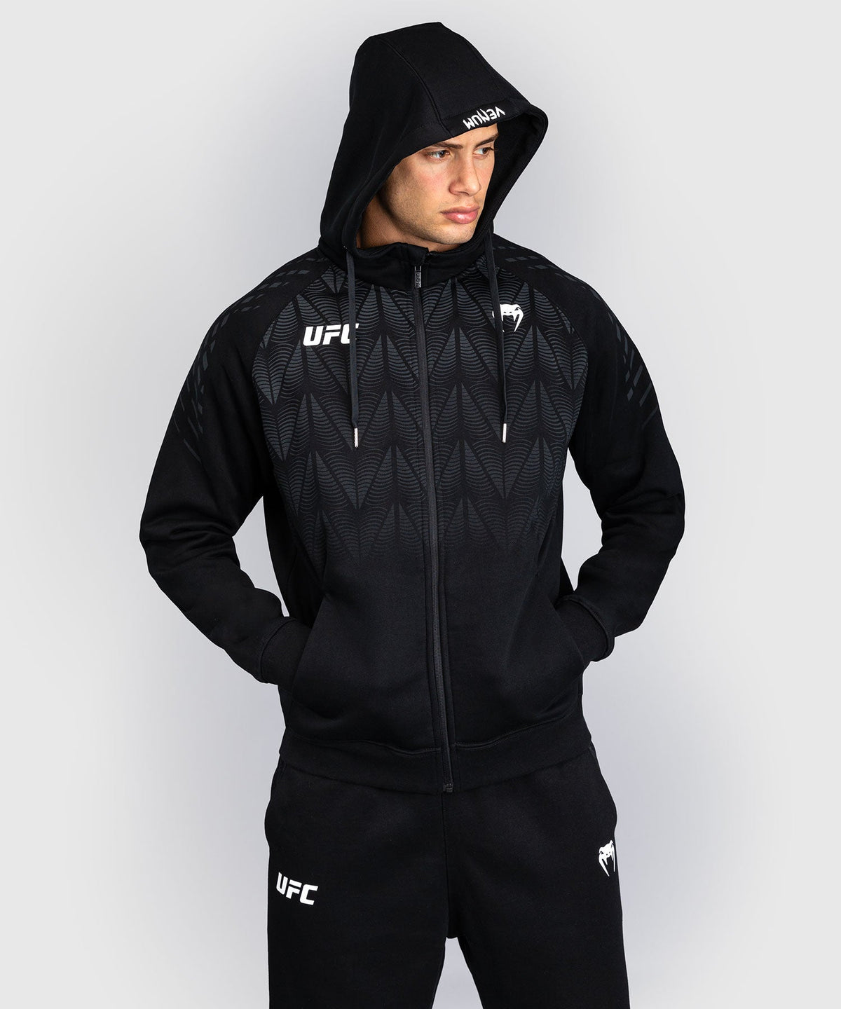Venum UFC Hoodie Zenith Herren - Schwarz