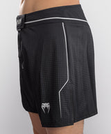 Venum MMA-Shorts Stealth - Schwarz/Weiß