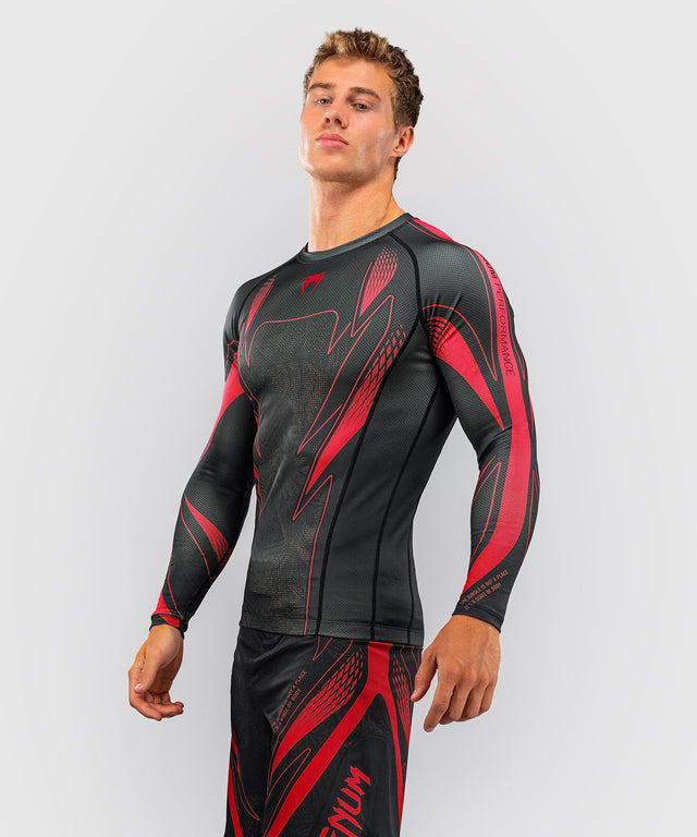 Venum Rashguard Amazonia Reborn Lange Ärmel - Schwarz/Rot