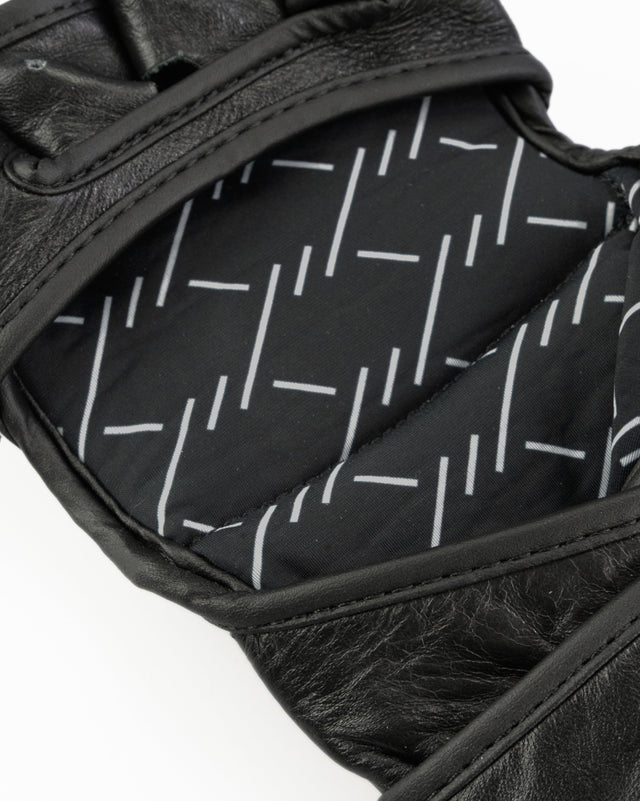Caged MMA Handschuhe 'X‘ Series - Schwarz/Schwarz