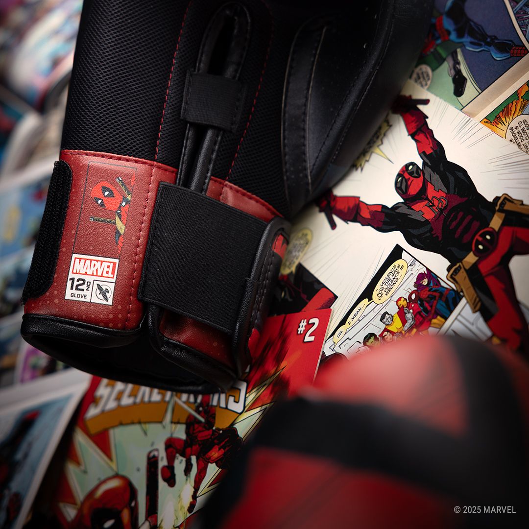 Hayabusa x Marvel Boxhandschuhe Deadpool - Rot/Schwarz