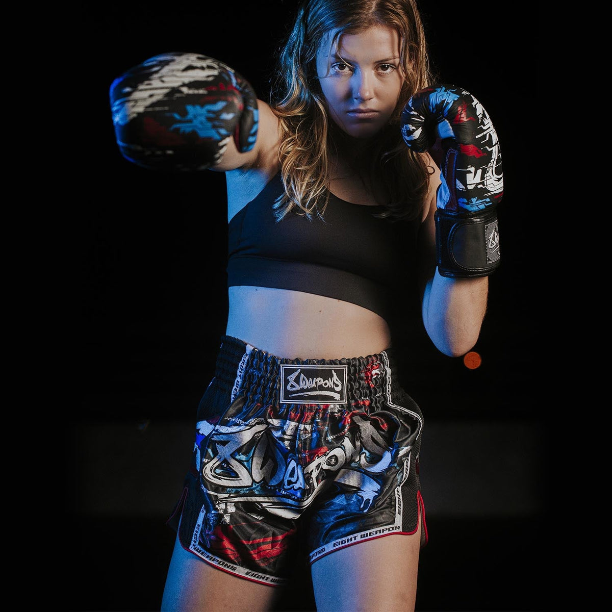 8 WEAPONS Muay Thai Shorts Cut Like A Blade 2.0 - Schwarz