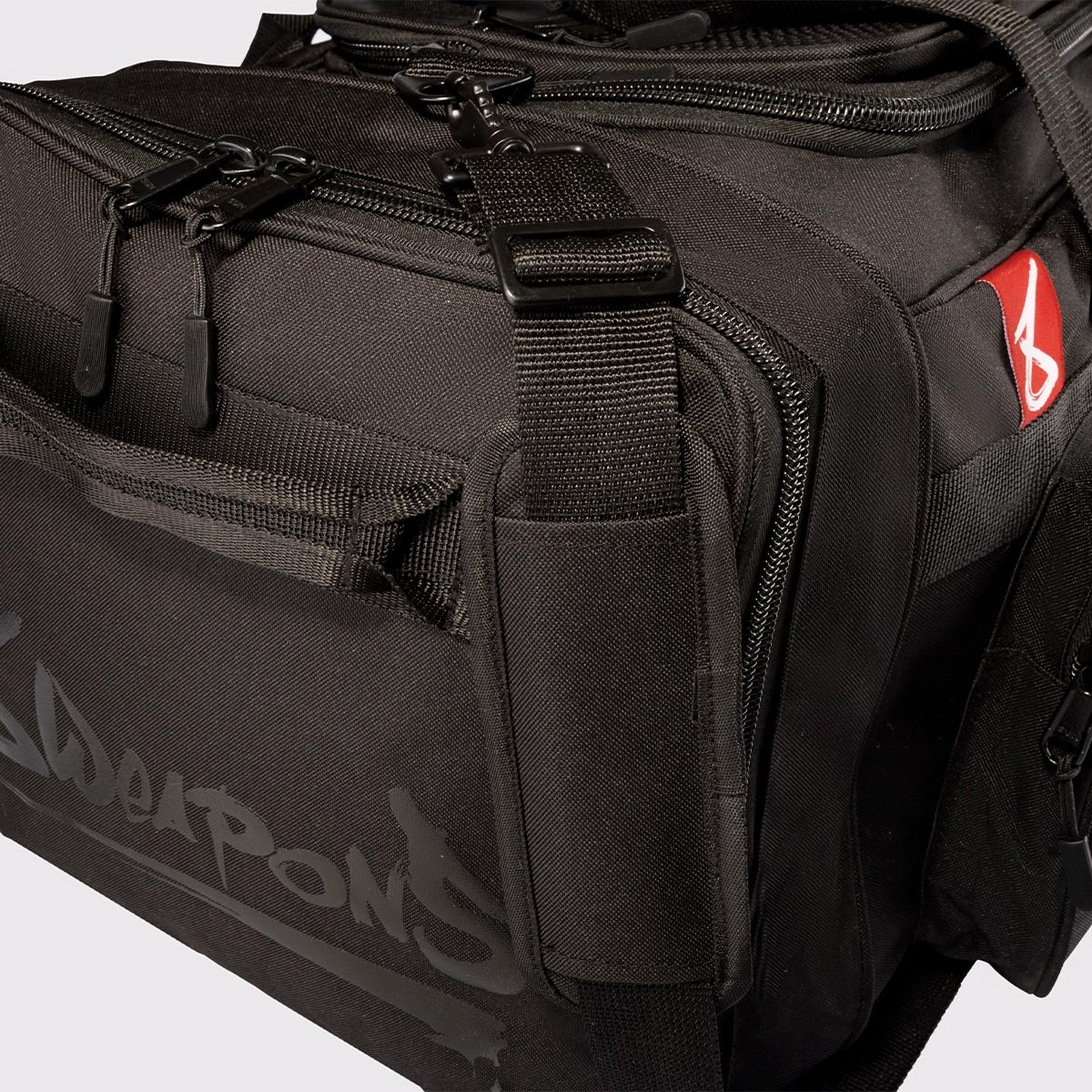 8 WEAPONS Sporttasche BIG 8 - Schwarz