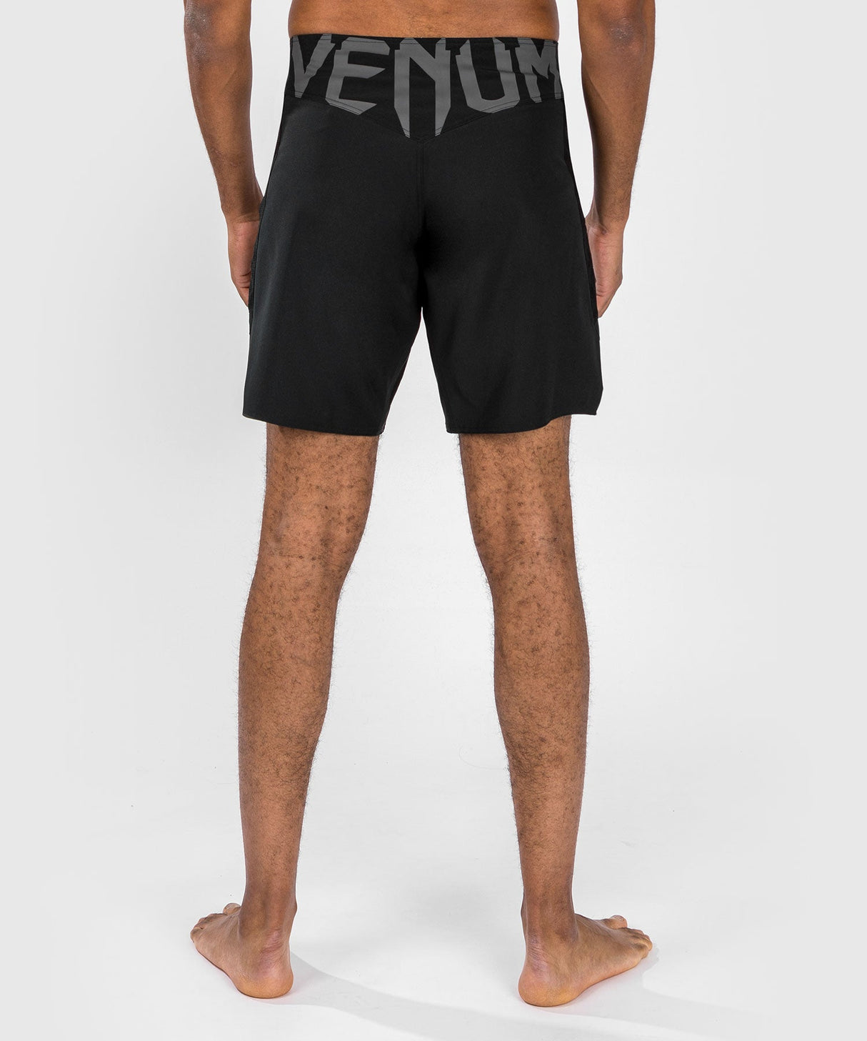 Venum MMA-Shorts Light 5.0 - Schwarz/Weiß