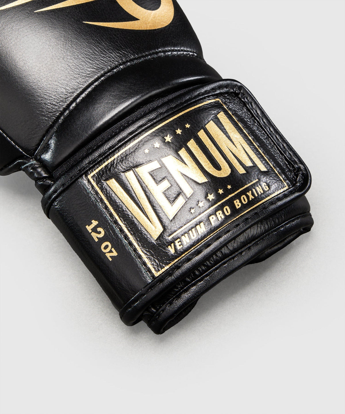 Venum x Mike Tyson Boxhandschuhe Giant 2.0 Pro – Schwarz/Gold
