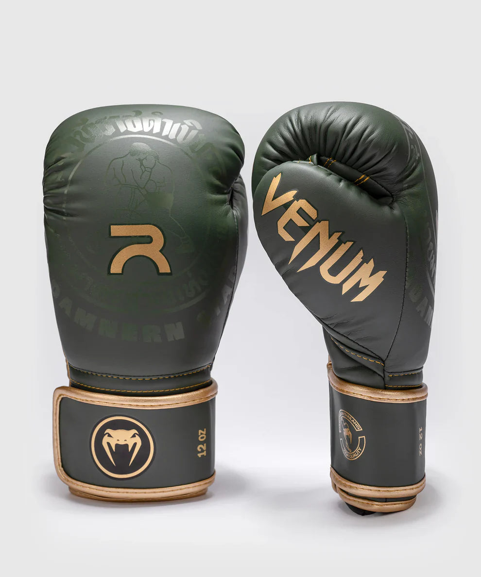 Venum x Rajadamnern Boxhandschuhe – Armeegrün