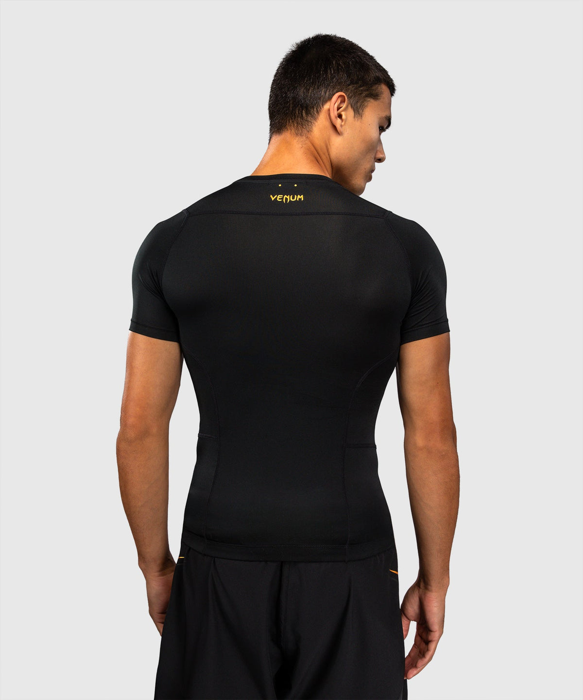 Venum Rashguard G-Core Kurzarm - Schwarz/Gold