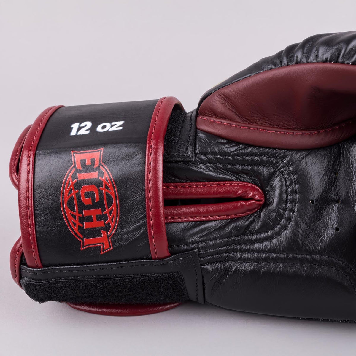 8 WEAPONS Boxhandschuhe Bangkok - Schwarz/Weiß