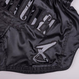 8 WEAPONS Muay-Thai-Shorts Bangkok - Schwarz