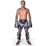 8 WEAPONS Muay Thai Shorts Shift - Schwarz Matt