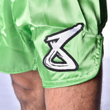 8 WEAPONS Muay Thai Shorts Strike - Grün