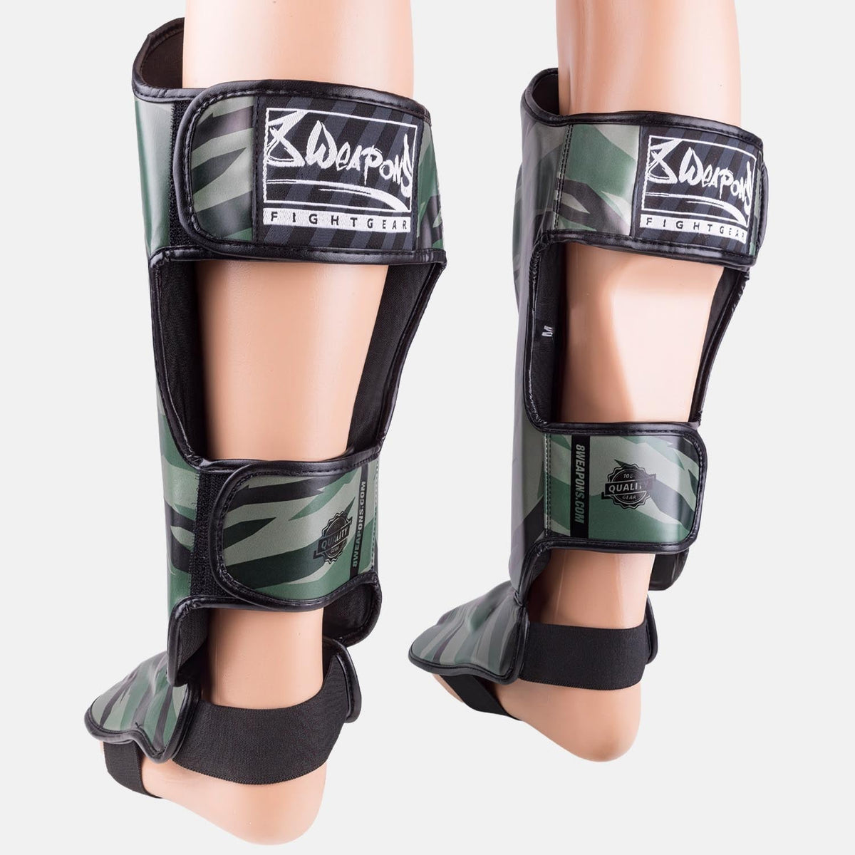 8 WEAPONS Schienbeinschoner Unlimited 2.0 - Woodland Camo