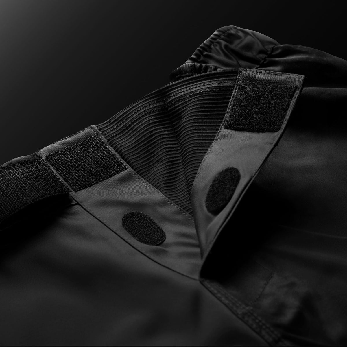 Hayabusa MMA Shorts Apex Core - Schwarz