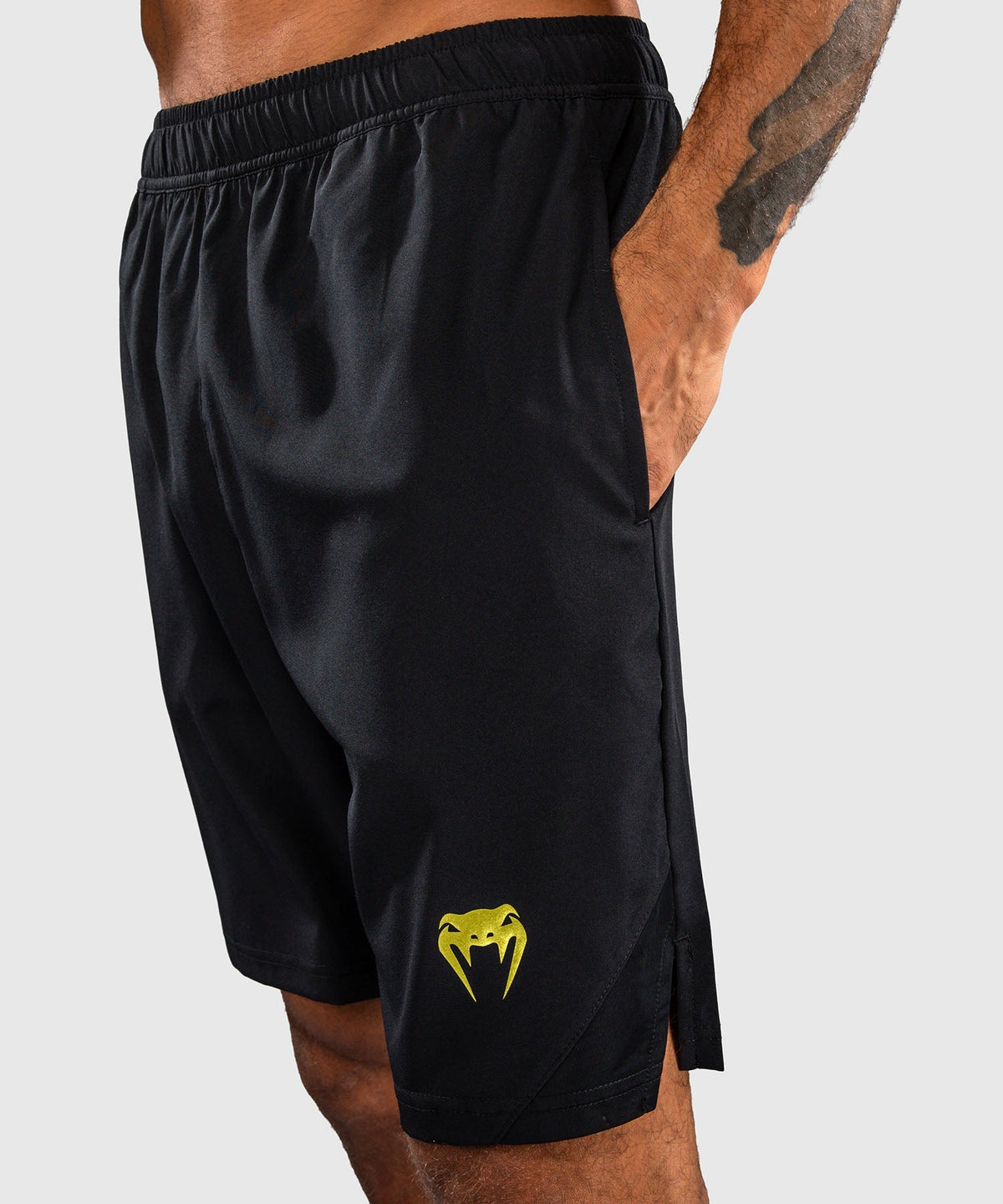 Venum Trainingsshorts Contender – Schwarz/Gold