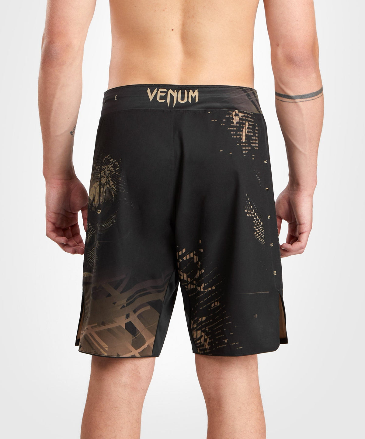 Venum MMA Shorts Gorilla Jungle - Schwarz/Sand