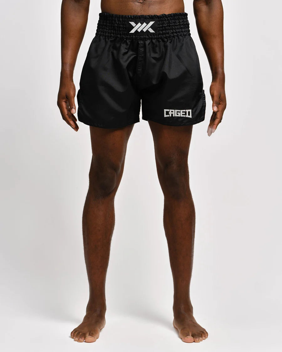 Caged Muay Thai Shorts Classic - Schwarz/Weiss