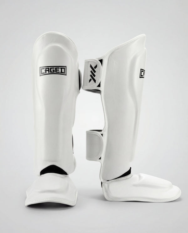 Caged Schienbeinschoner 'X' Series -Weiss/Schwarz