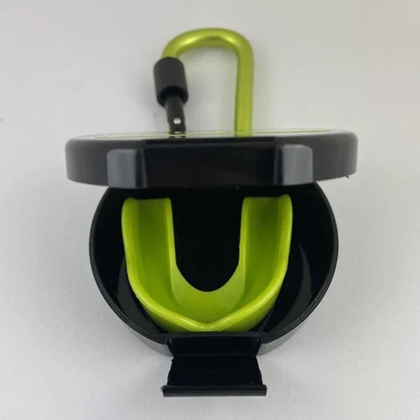 Damage Control Mundschutz-Box mit Karabiner - Schwarz/Grün
