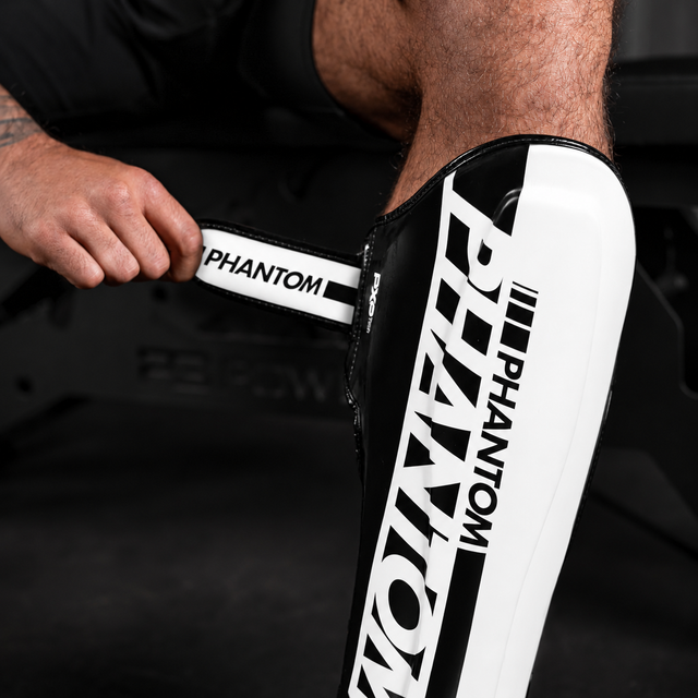 Phantom Athletics Schienbeinschoner APEX Striking - Weiß