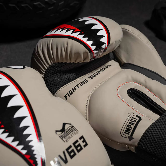 Phantom Athletics Boxhandschuhe Fight Squad - Sand - The Fight Company Deutschland