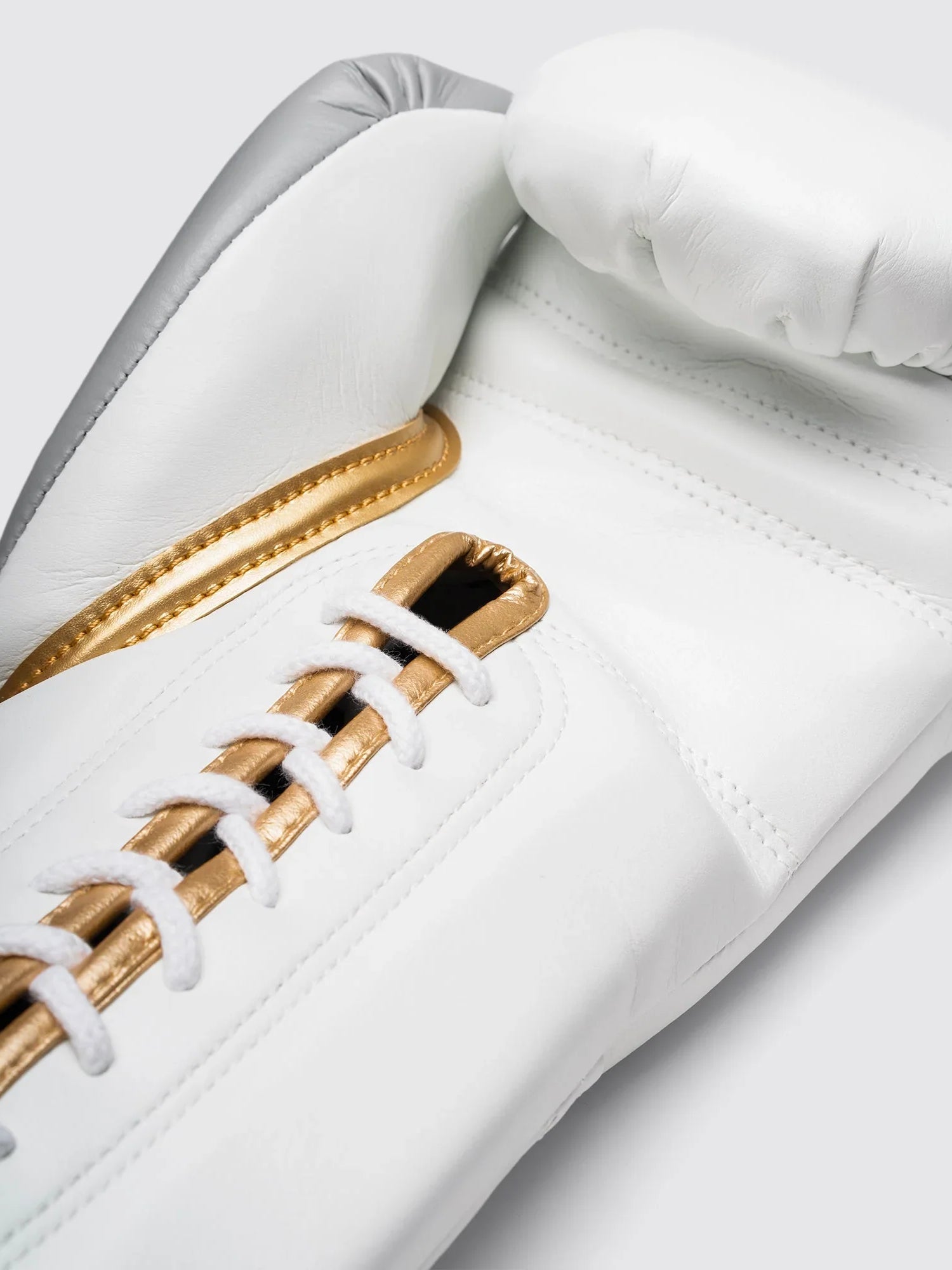 Fly Boxhandschuhe Superlace Pro X 2 - Weiß/Grau/Gold