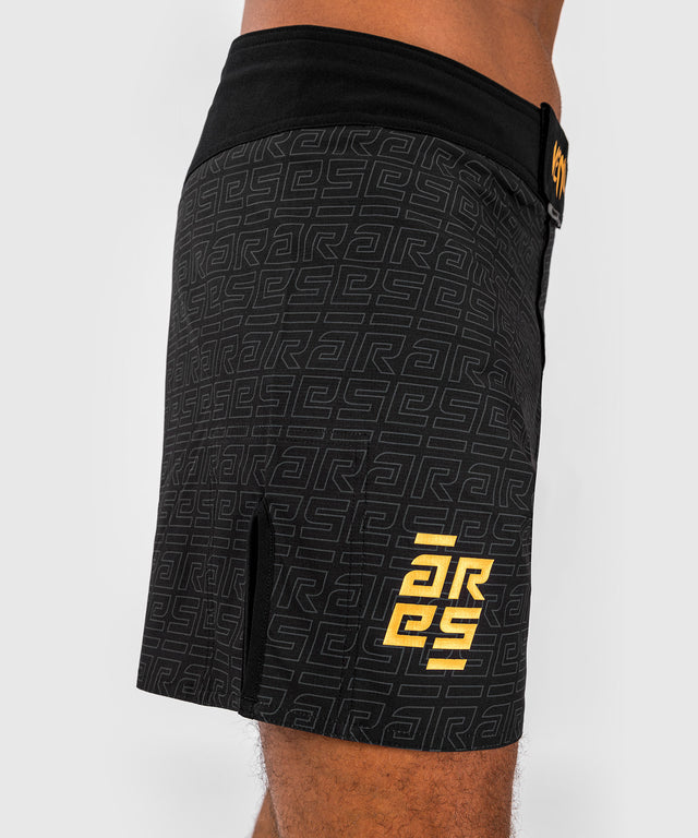 Venum x Ares MMA Shorts - Schwarz/Gold