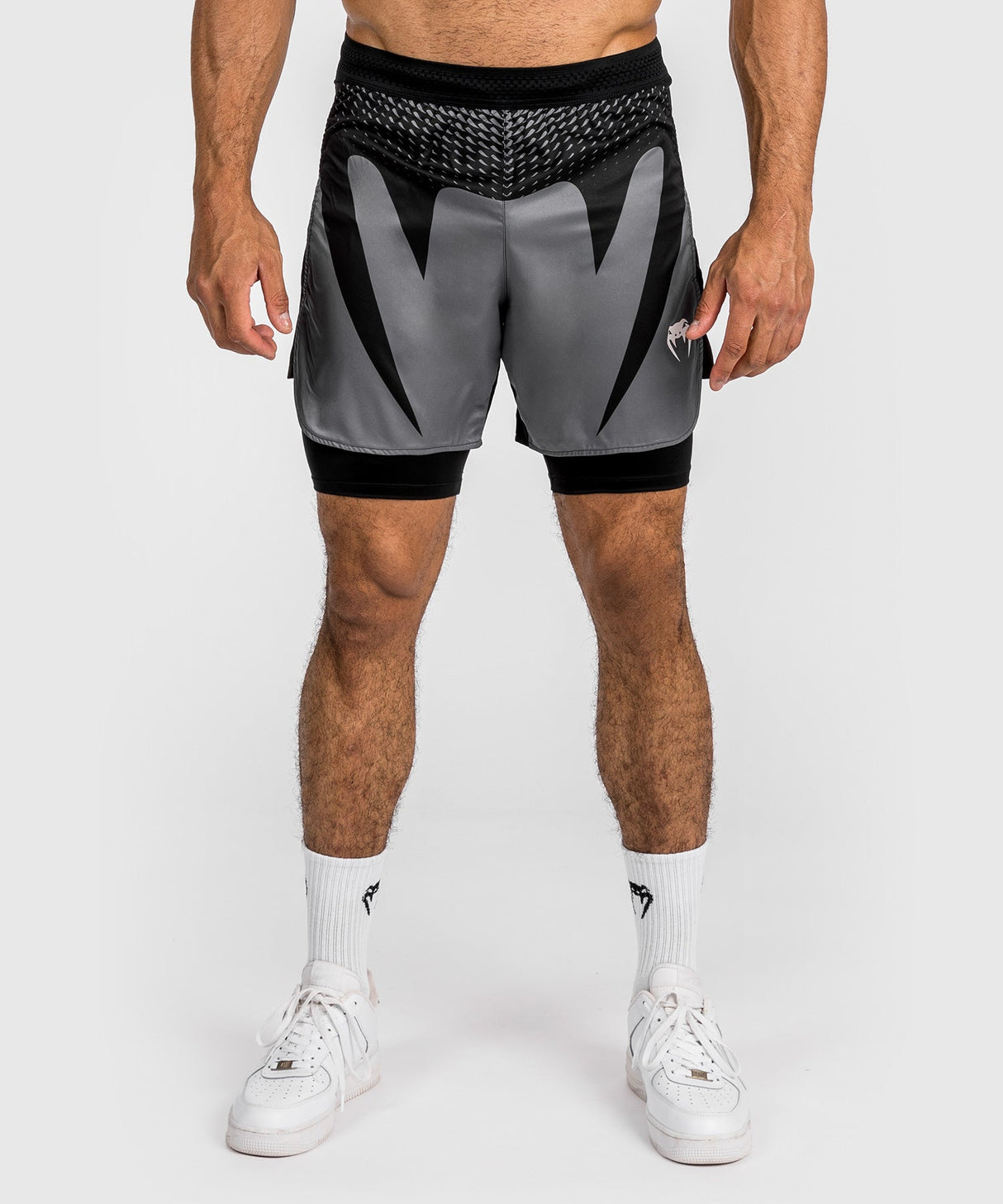 Venum MMA Shorts Attack - Schwarz/Grau