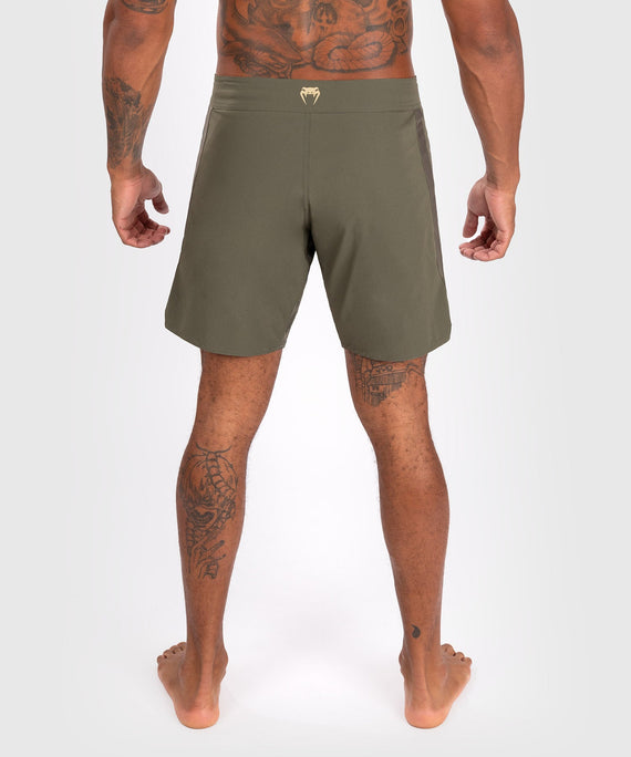 Venum MMA Shorts Contender - Khaki Grün