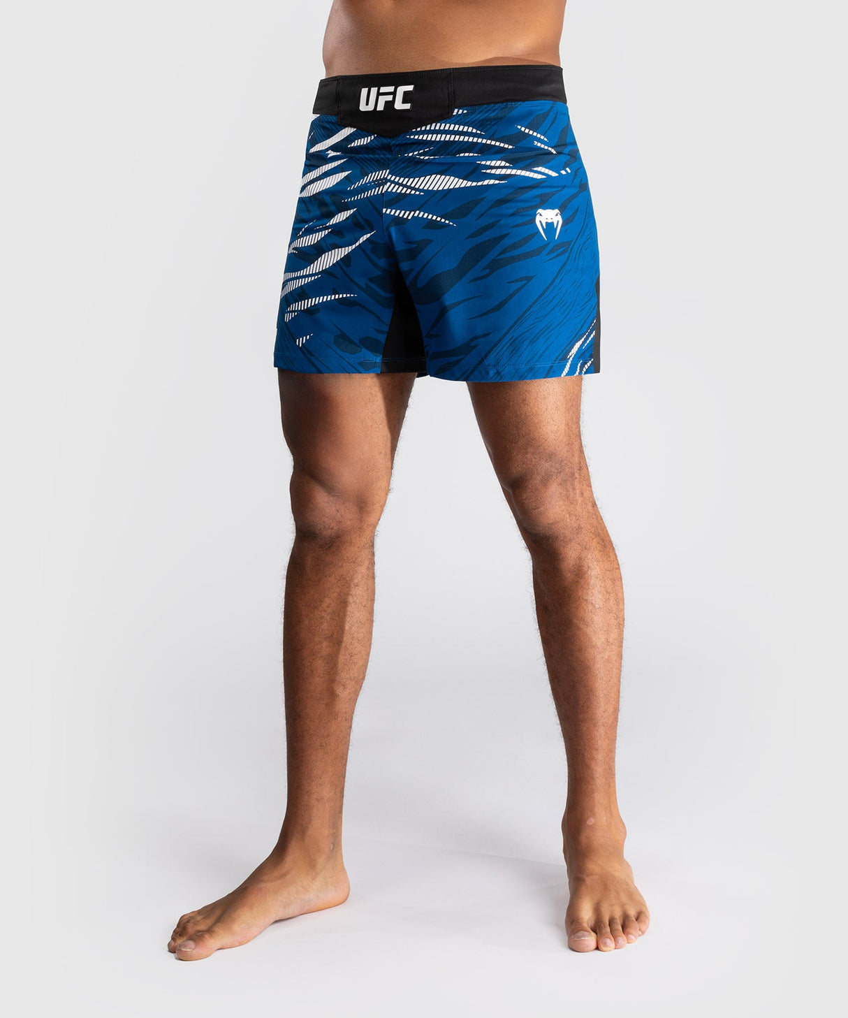 UFC Venum MMA Shorts Fight Night Fusion Short Fit – Blau