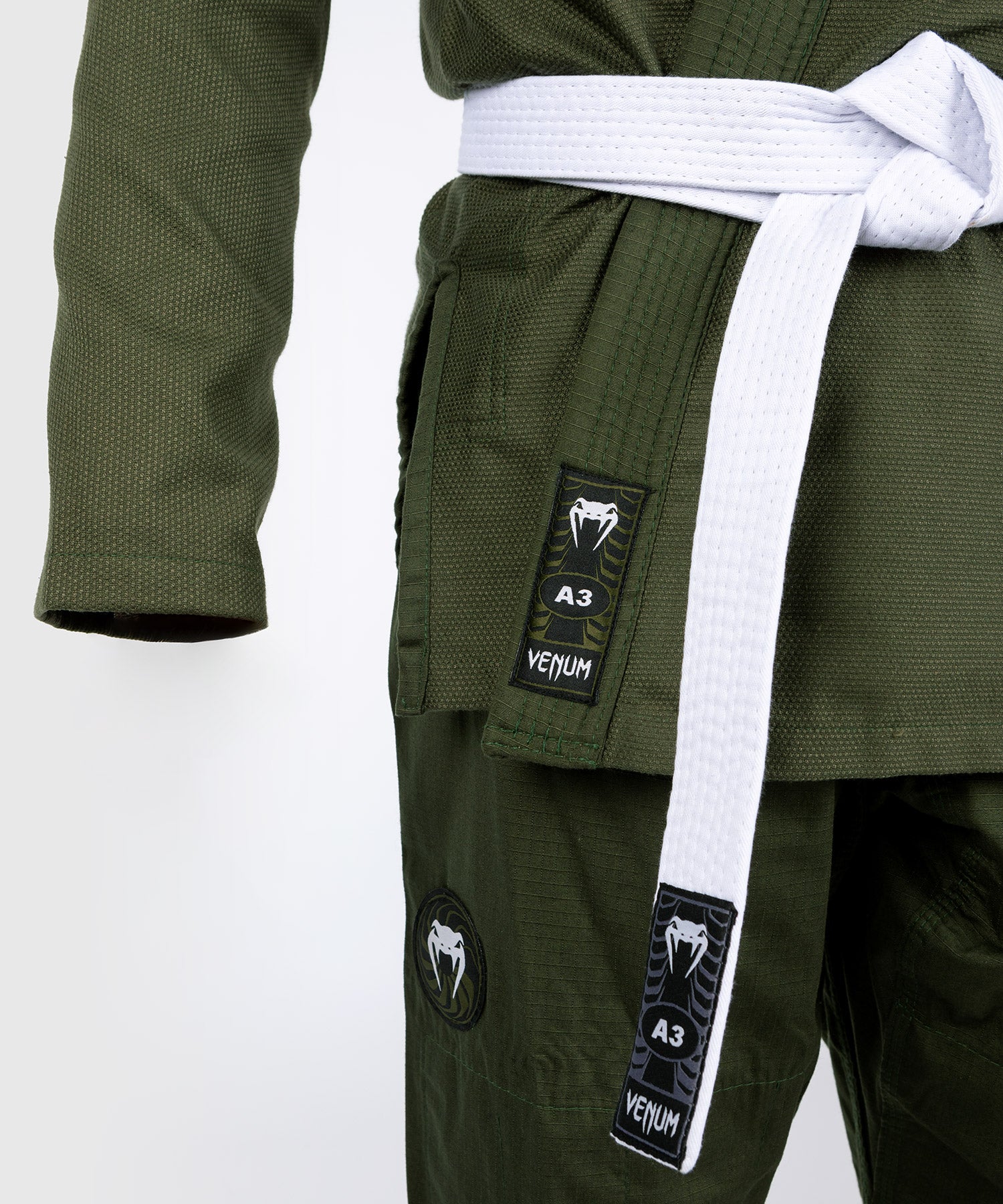 Venum BJJ Gi First - Khaki Grün - inkl. weißem Gürtel