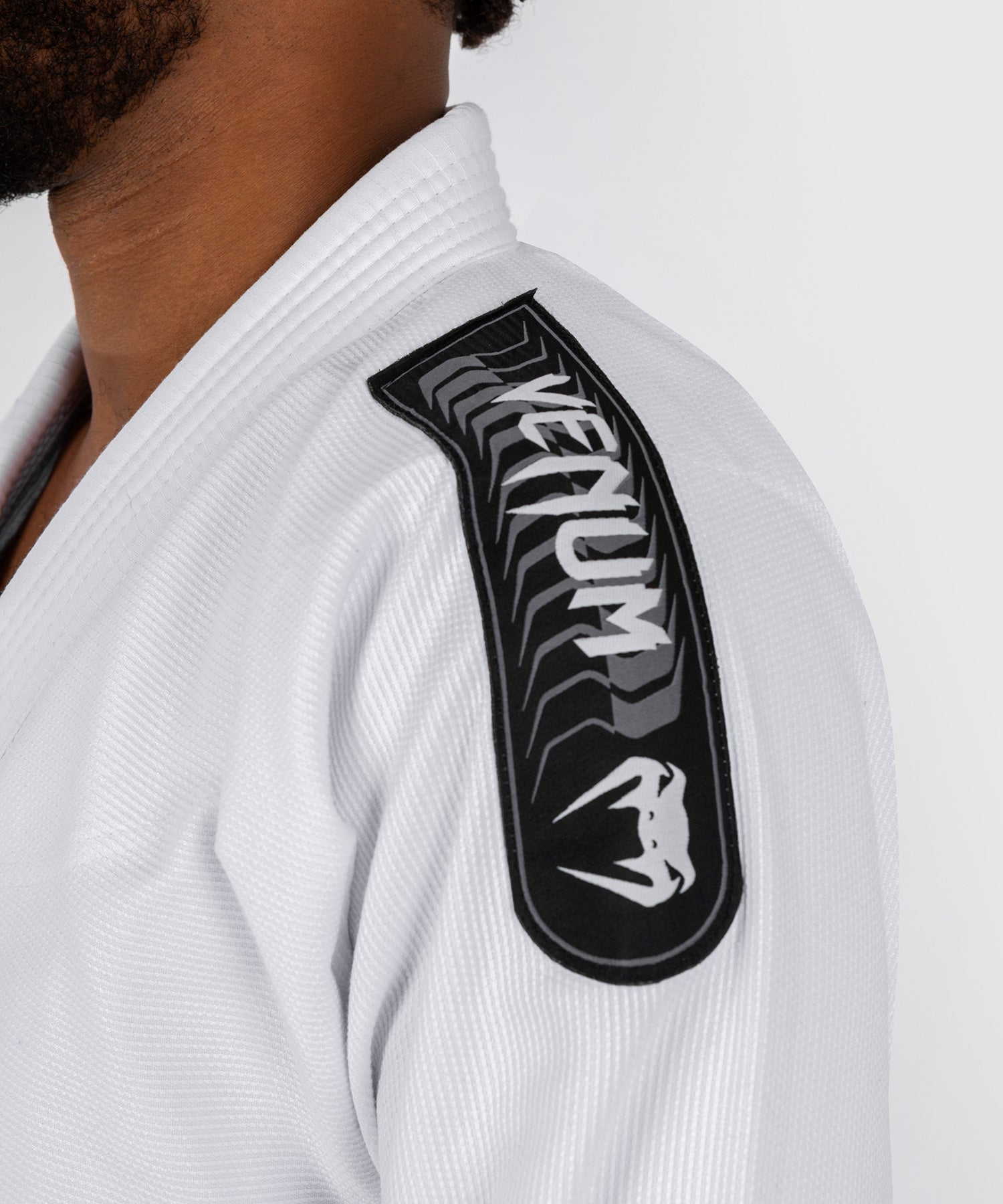 Venum BJJ Gi First - Weiss - inkl. weißem Gürtel