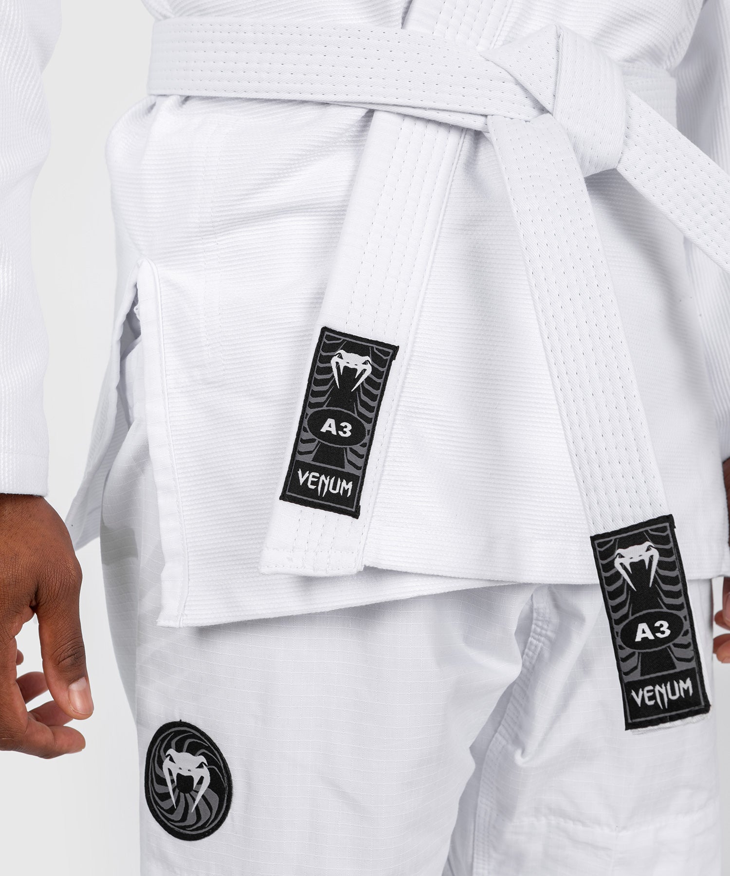 Venum BJJ Gi First - Weiss - inkl. weißem Gürtel