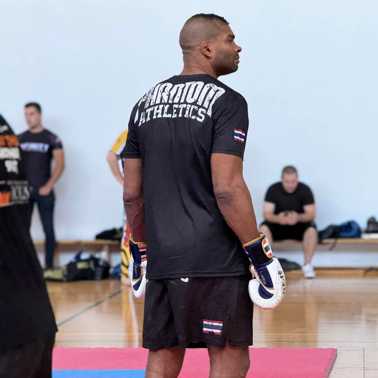 Phantom Athletics Muay Thai Shorts EVO - Schwarz/Grau