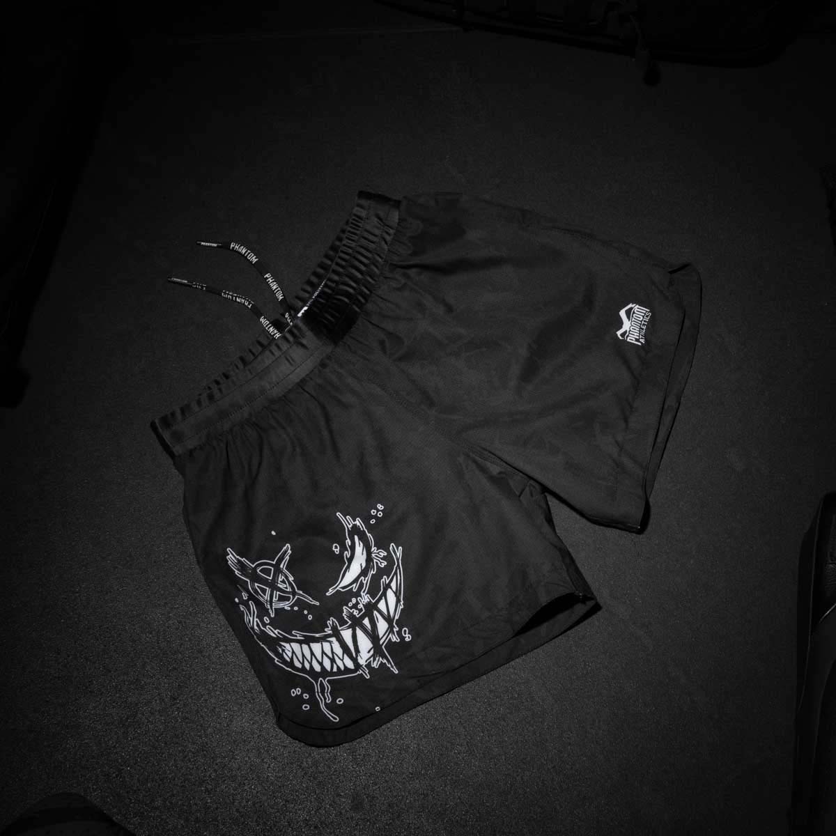 Phantom Athletics MMA Shorts Fusion Two Serious - Schwarz