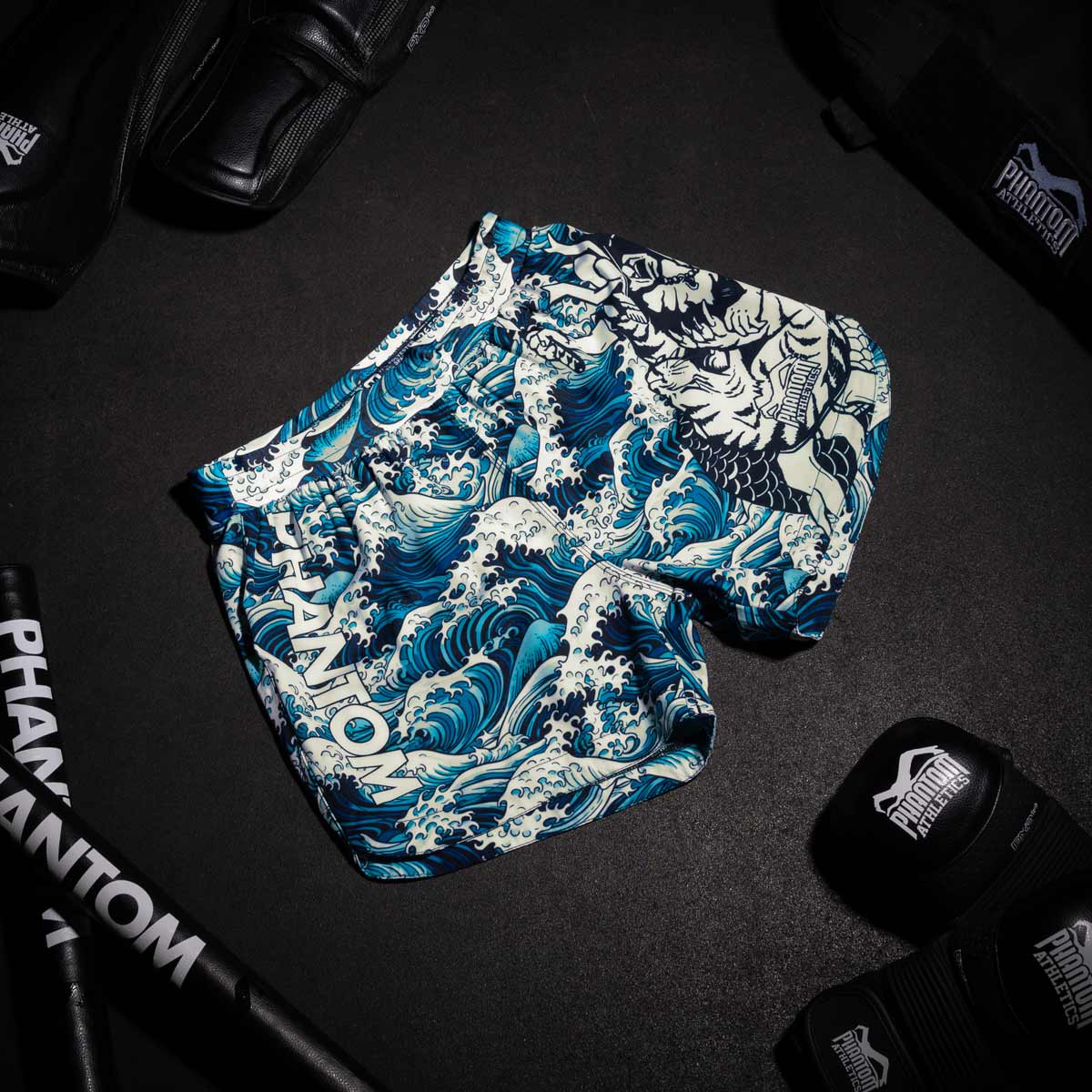 Phantom Athletics MMA Shorts Fusion Tsunami - Blau