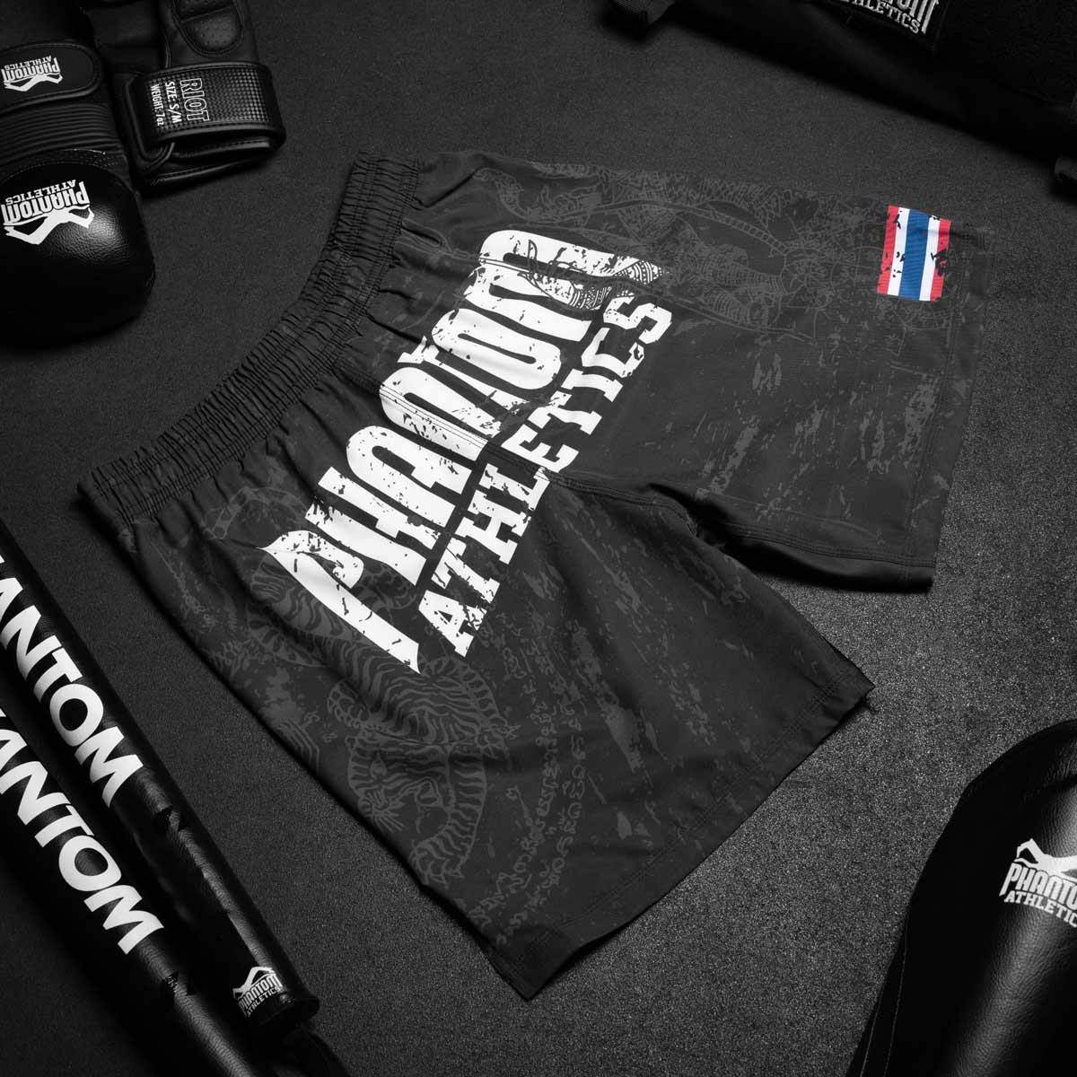 Phantom Athletics Muay Thai Shorts EVO - Schwarz/Grau