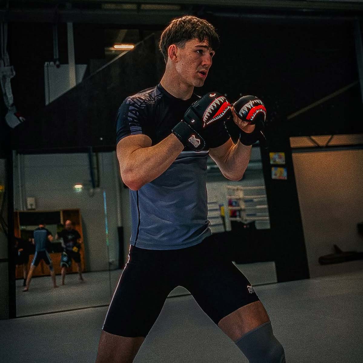 Phantom Athletics MMA Handschuhe Fight Squad - Schwarz