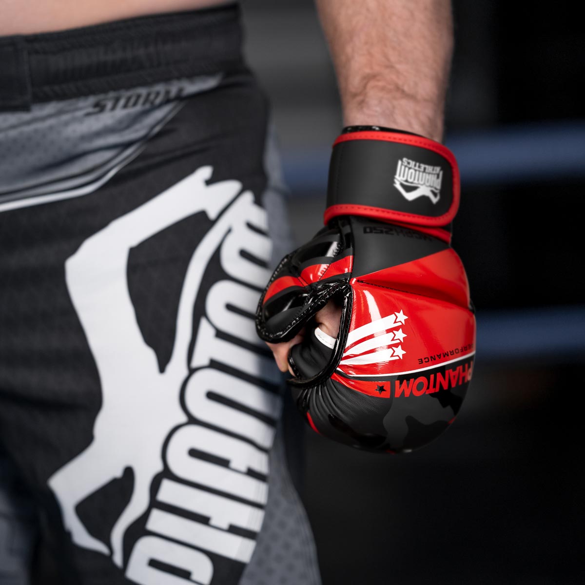 Phantom Athletics MMA-Handschuhe Raider - Rot/Schwarz Camo