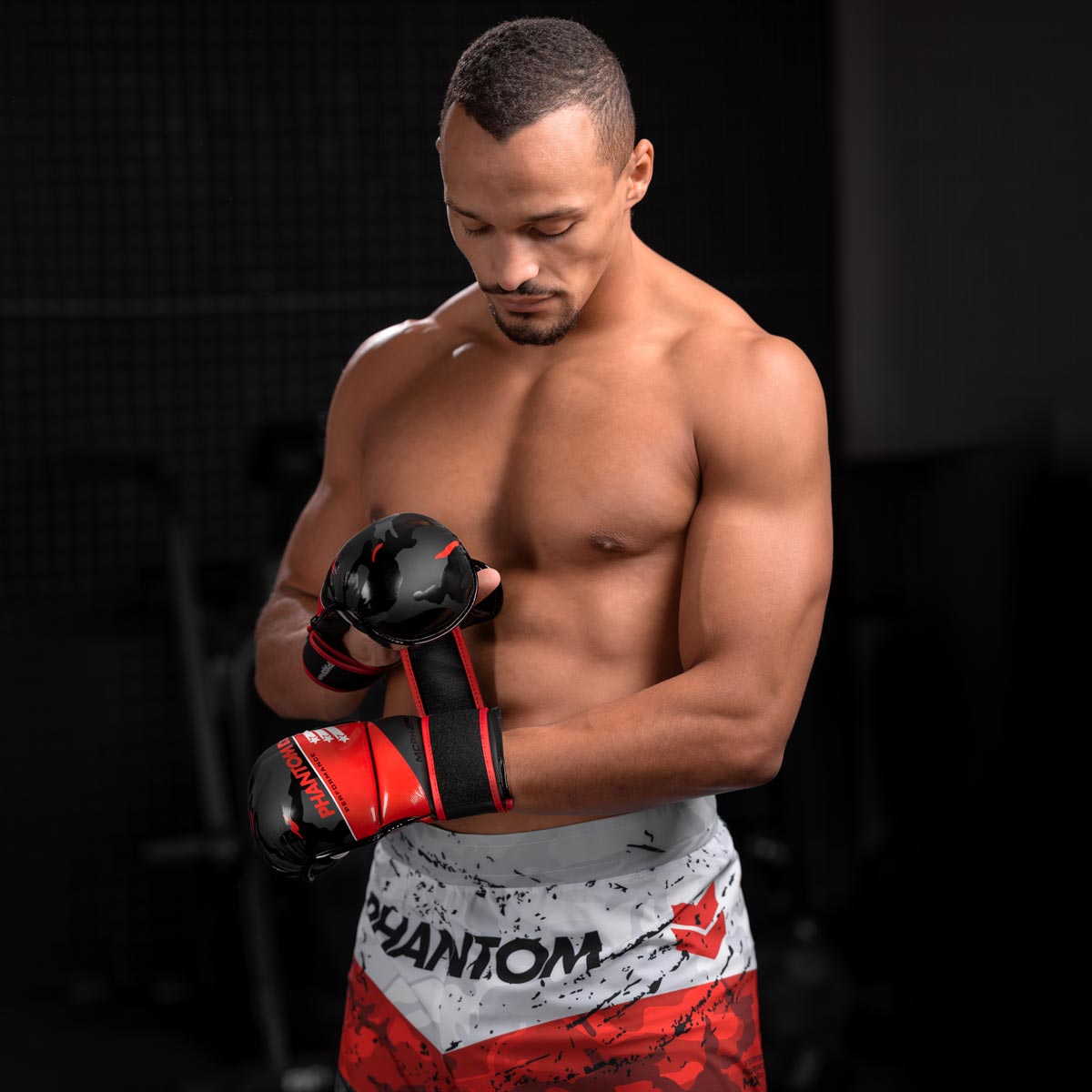 Phantom Athletics MMA-Handschuhe Raider - Rot/Schwarz Camo