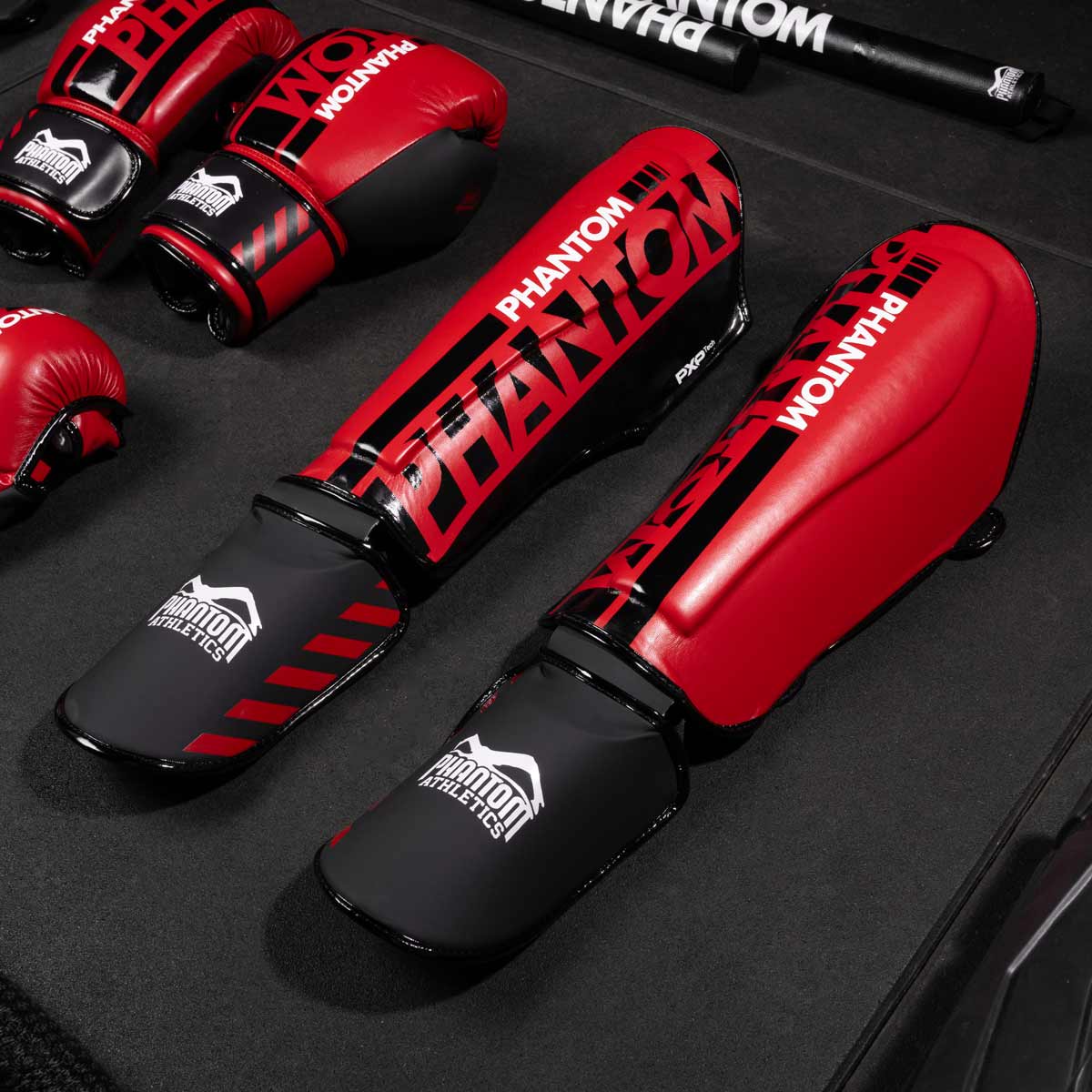 Phantom Athletics Schienbeinschoner APEX Striking - Rot
