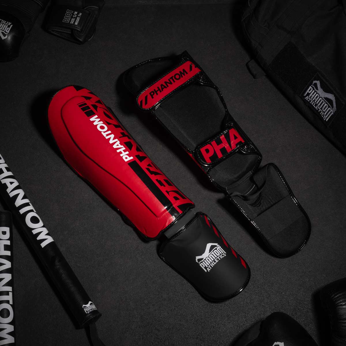 Phantom Athletics Schienbeinschoner APEX Striking - Rot